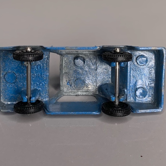 Tootsie Toy T-Bird Blue - Picture 7 of 7